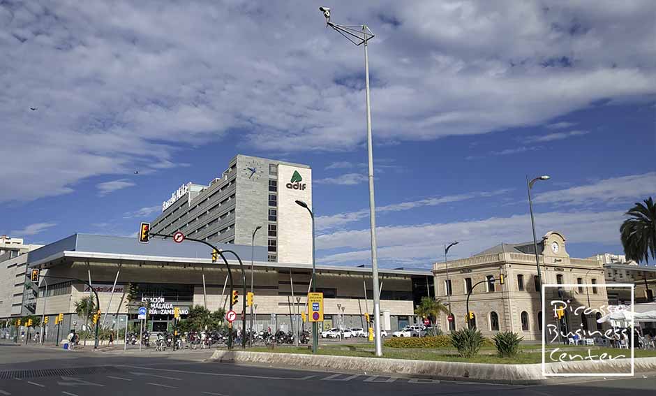 Hotel Barceló Málaga, Estação de comboios AVE, Hotel Eurostars Málaga, Hotel Las Américas, Casa de Hospedagem La Hispanidad, Casa de Hospedagem Acapulco